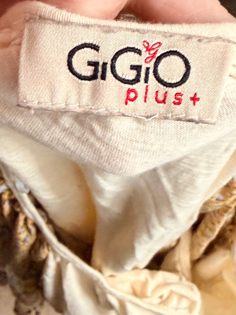 GiGio Plus Top - Picture 5 of 6